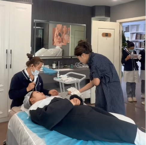 美肤不折腾！卓玛护士“美到家”上门美容服务，省心又温暖