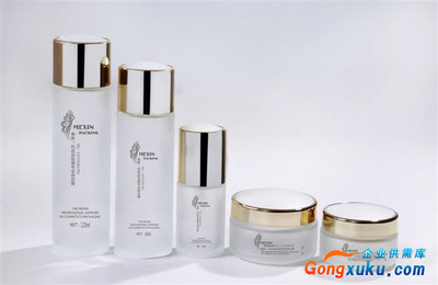 从拉管瓶到精致妆容 化妆品瓶工厂与生活美容服务的完美链接
